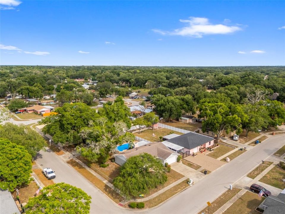 Active With Contract: $369,900 (3 beds, 2 baths, 1481 Square Feet)