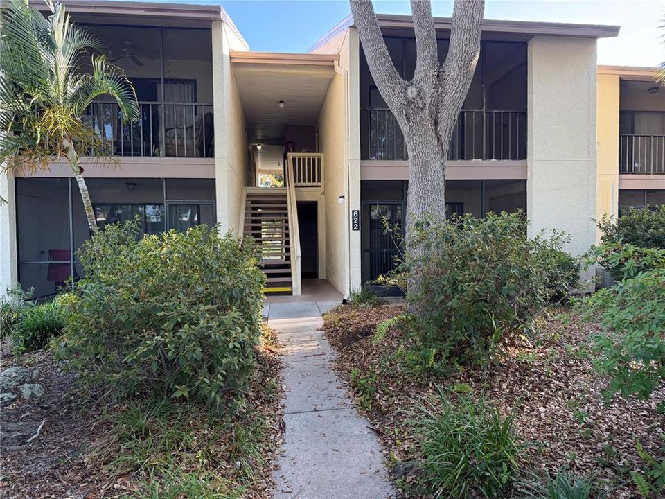 For Rent: $1,750 (2 beds, 2 baths, 888 Square Feet)