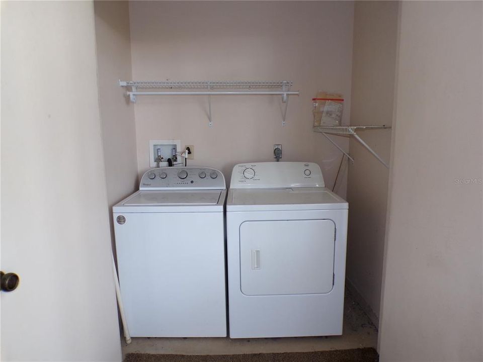 For Rent: $1,750 (2 beds, 2 baths, 888 Square Feet)