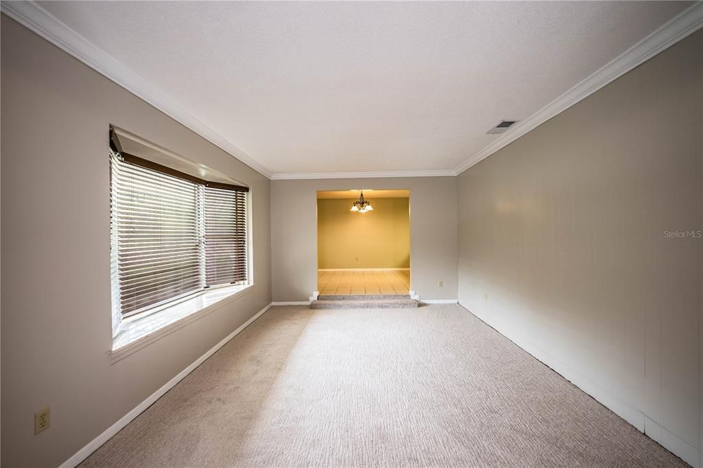 En Venta: $459,000 (3 camas, 3 baños, 2421 Pies cuadrados)