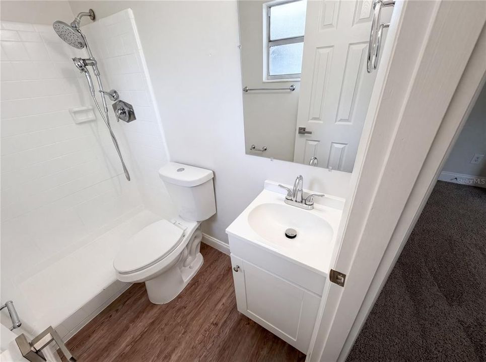 Active With Contract: $311,000 (3 beds, 2 baths, 1078 Square Feet)