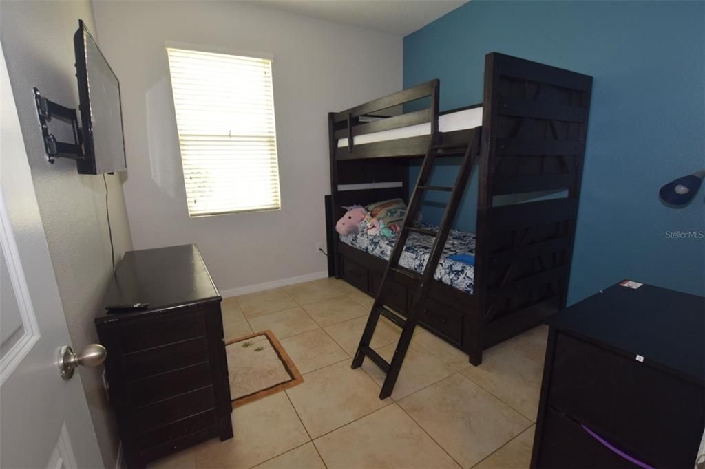 En Venta: $480,000 (3 camas, 2 baños, 2071 Pies cuadrados)