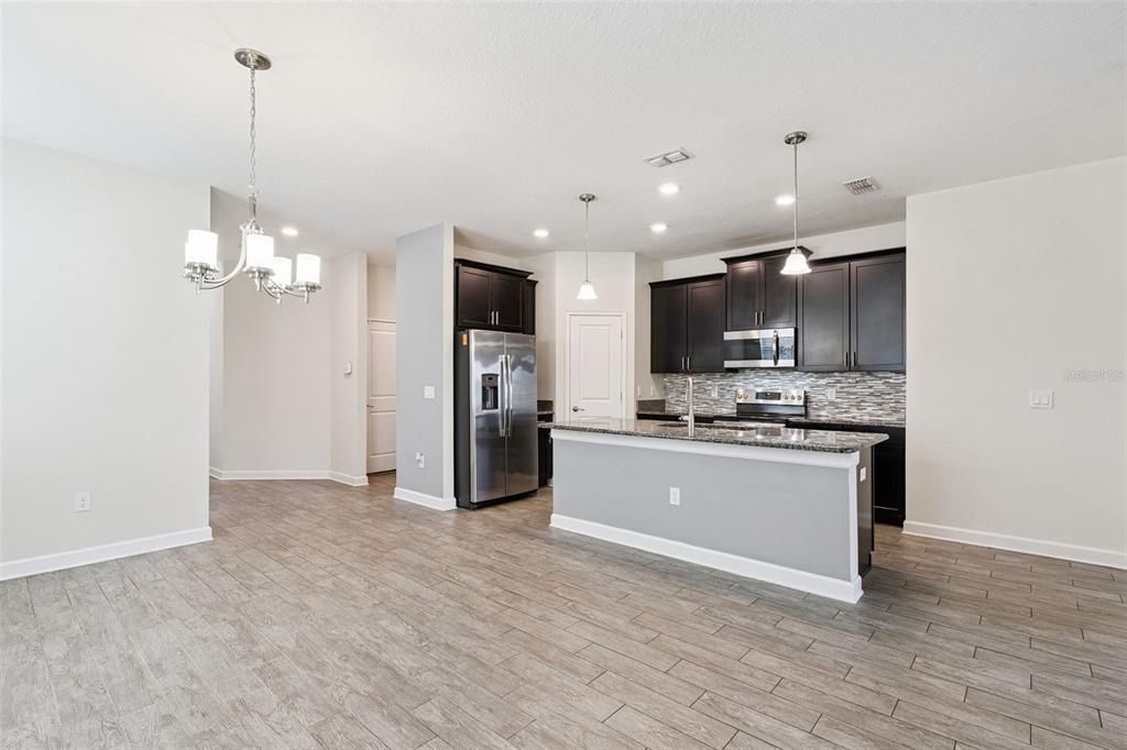 Active With Contract: $525,000 (5 beds, 3 baths, 2425 Square Feet)