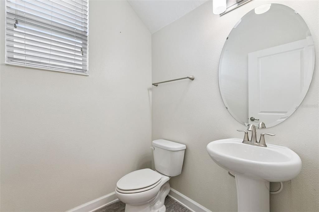Active With Contract: $525,000 (5 beds, 3 baths, 2425 Square Feet)