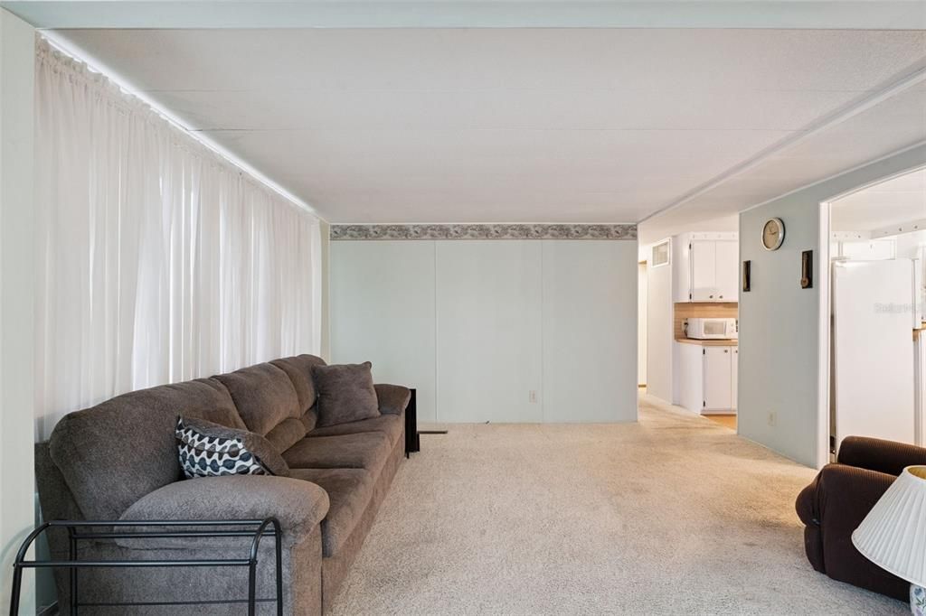 En Venta: $98,500 (2 camas, 2 baños, 888 Pies cuadrados)