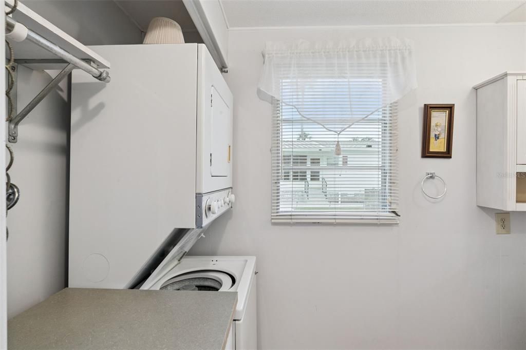 En Venta: $98,500 (2 camas, 2 baños, 888 Pies cuadrados)