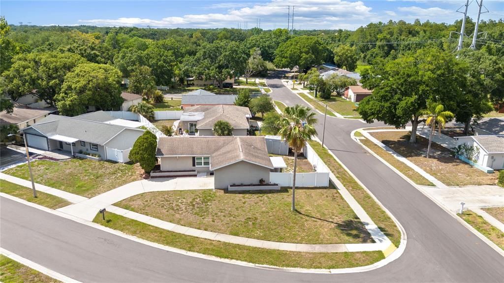 For Sale: $395,250 (3 beds, 3 baths, 1122 Square Feet)