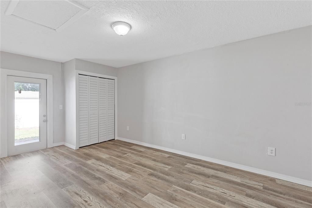 For Sale: $395,250 (3 beds, 3 baths, 1122 Square Feet)