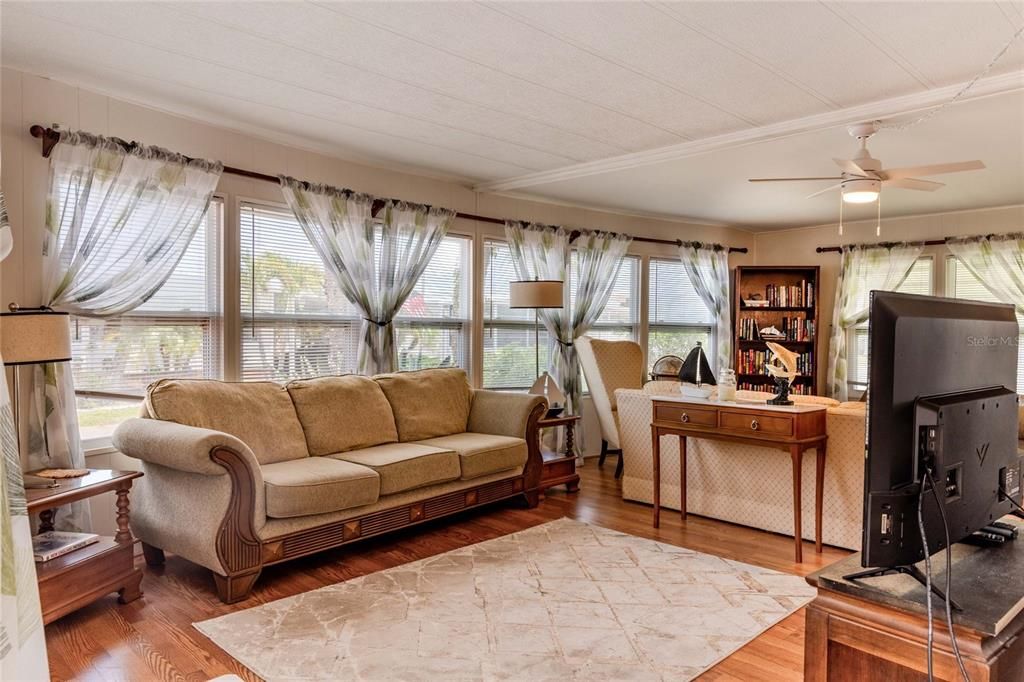 Activo con contrato: $119,000 (2 camas, 2 baños, 1152 Pies cuadrados)