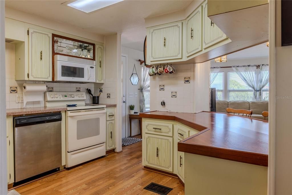 Activo con contrato: $119,000 (2 camas, 2 baños, 1152 Pies cuadrados)