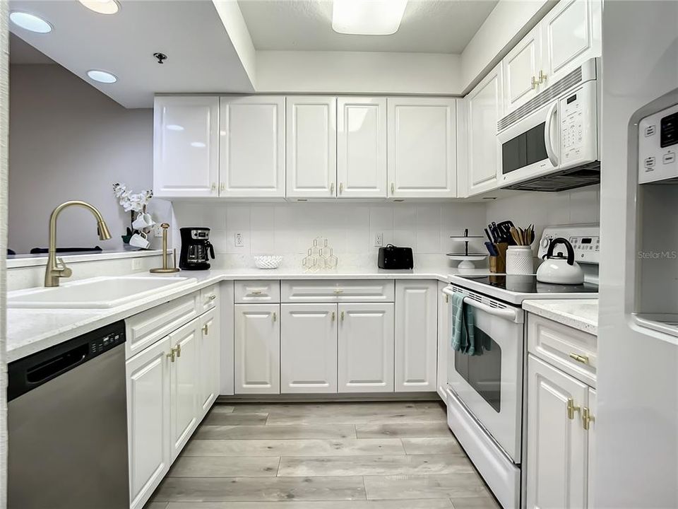En Venta: $430,000 (3 camas, 2 baños, 1601 Pies cuadrados)