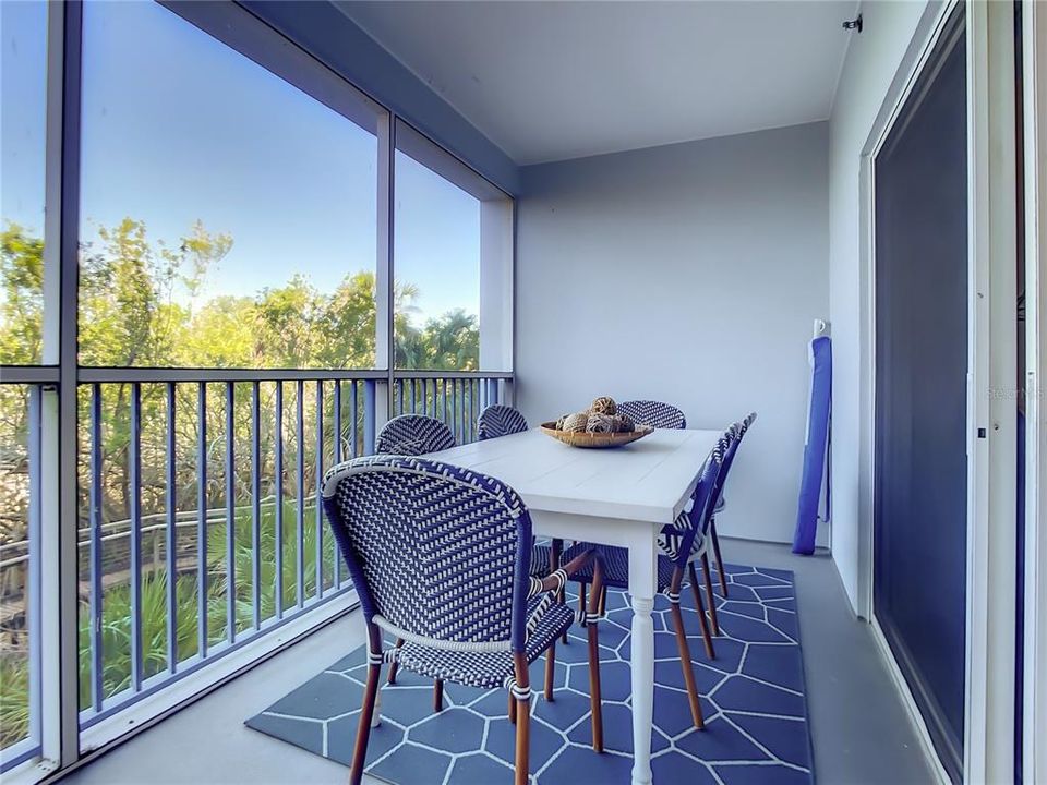 En Venta: $430,000 (3 camas, 2 baños, 1601 Pies cuadrados)