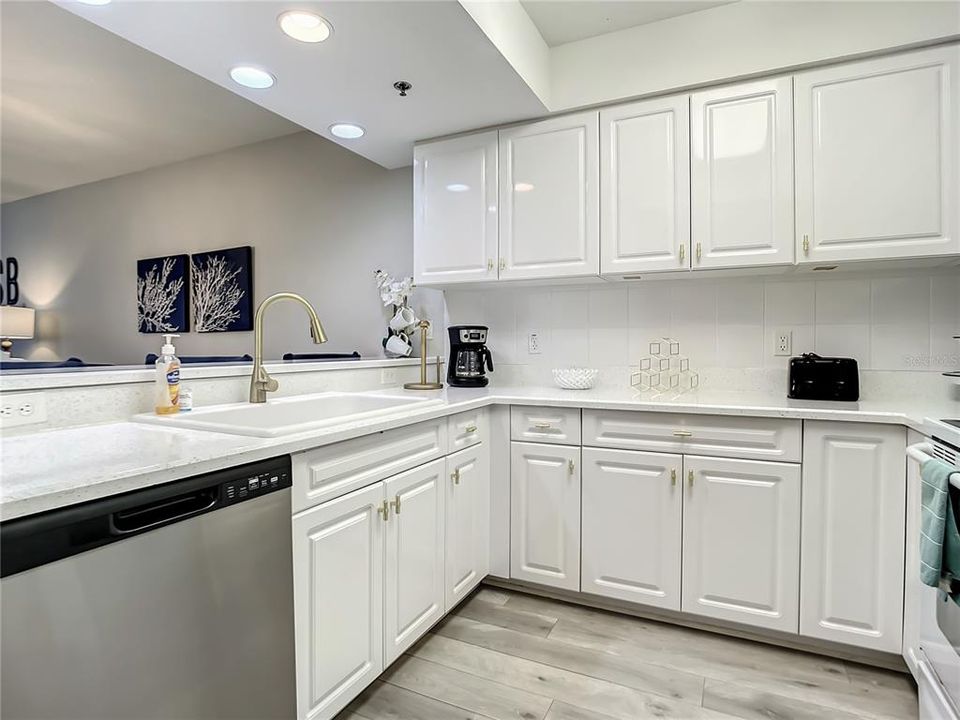 En Venta: $430,000 (3 camas, 2 baños, 1601 Pies cuadrados)