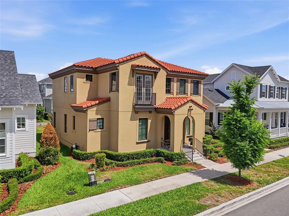 For Sale: $1,450,000 (6 beds, 4 baths, 3816 Square Feet)