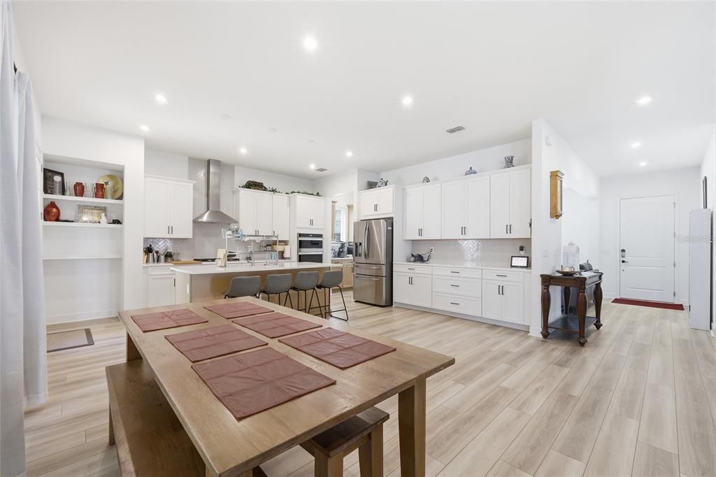 For Sale: $1,450,000 (6 beds, 4 baths, 3816 Square Feet)