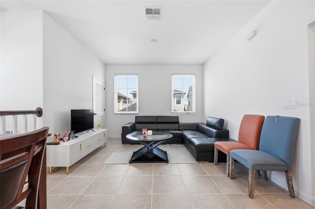 For Sale: $1,450,000 (6 beds, 4 baths, 3816 Square Feet)