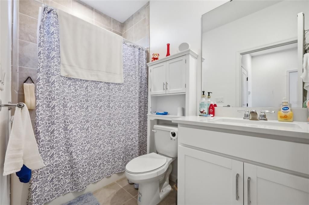 For Sale: $1,450,000 (6 beds, 4 baths, 3816 Square Feet)