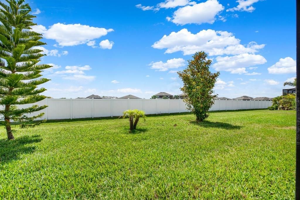 Active With Contract: $375,000 (4 beds, 2 baths, 2046 Square Feet)