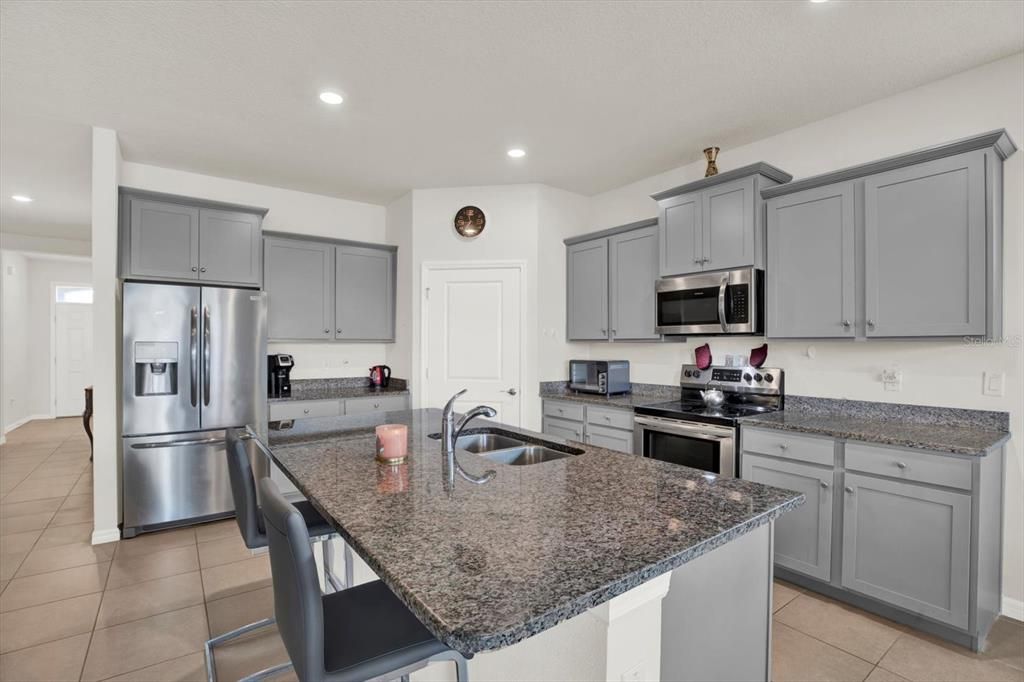 Active With Contract: $375,000 (4 beds, 2 baths, 2046 Square Feet)