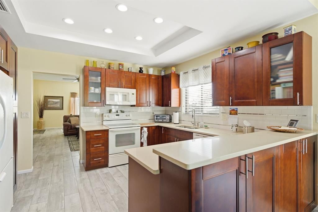 Activo con contrato: $220,000 (2 camas, 2 baños, 1350 Pies cuadrados)