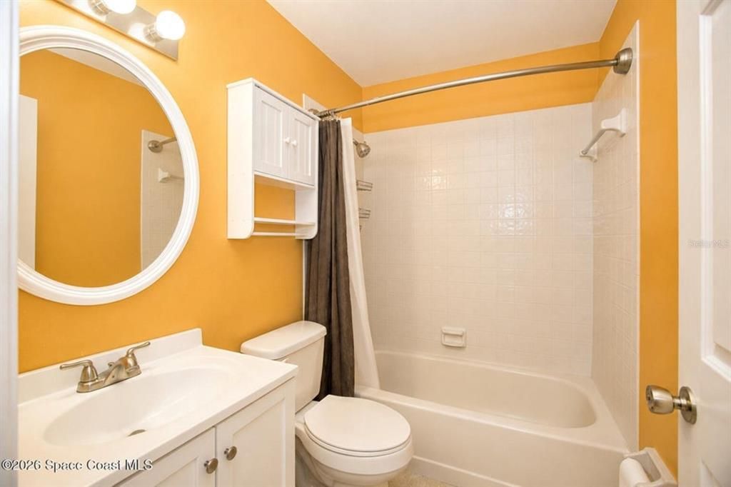 En Venta: $132,500 (2 camas, 2 baños, 915 Pies cuadrados)