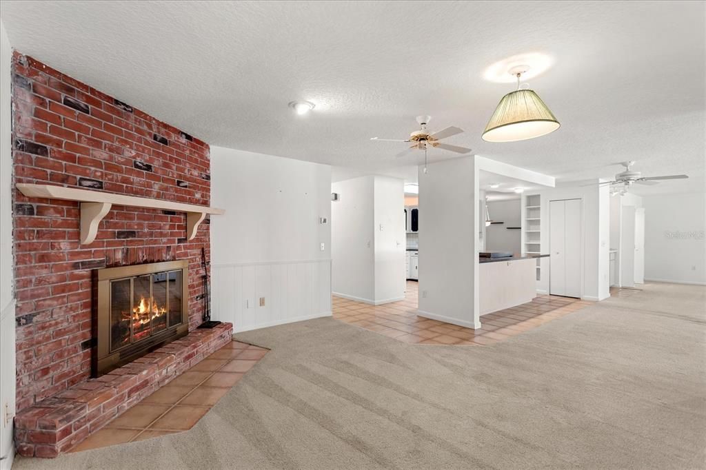 For Sale: $524,900 (4 beds, 2 baths, 2803 Square Feet)
