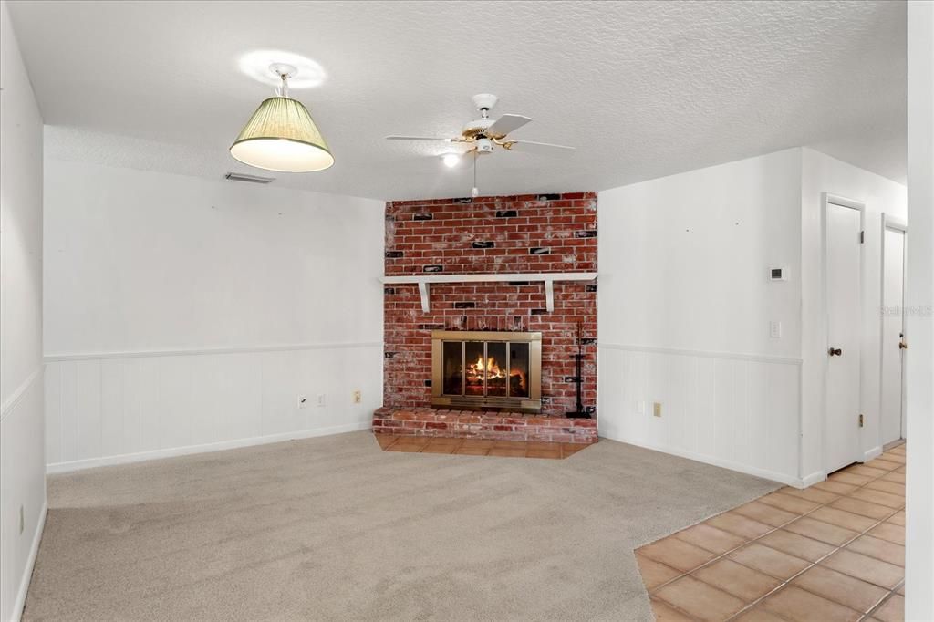 For Sale: $524,900 (4 beds, 2 baths, 2803 Square Feet)