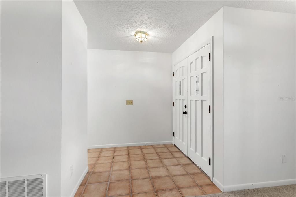 For Sale: $524,900 (4 beds, 2 baths, 2803 Square Feet)