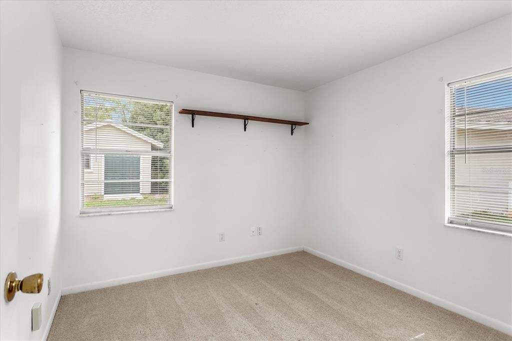 For Sale: $524,900 (4 beds, 2 baths, 2803 Square Feet)