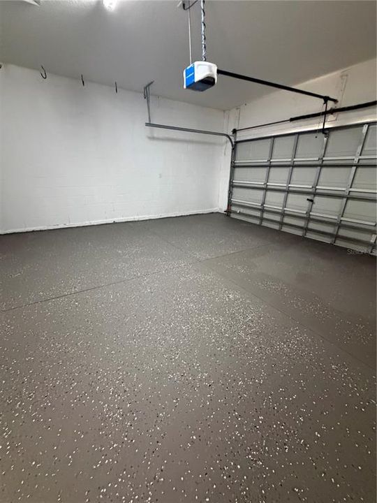 Под контрактом: $279,900 (4 спален, 2 ванн, 1647 Квадратных фут)