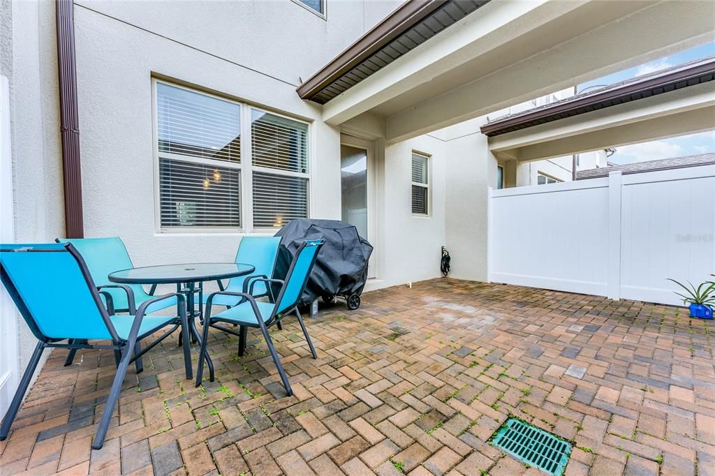 Active With Contract: $2,600 (2 beds, 2 baths, 1752 Square Feet)