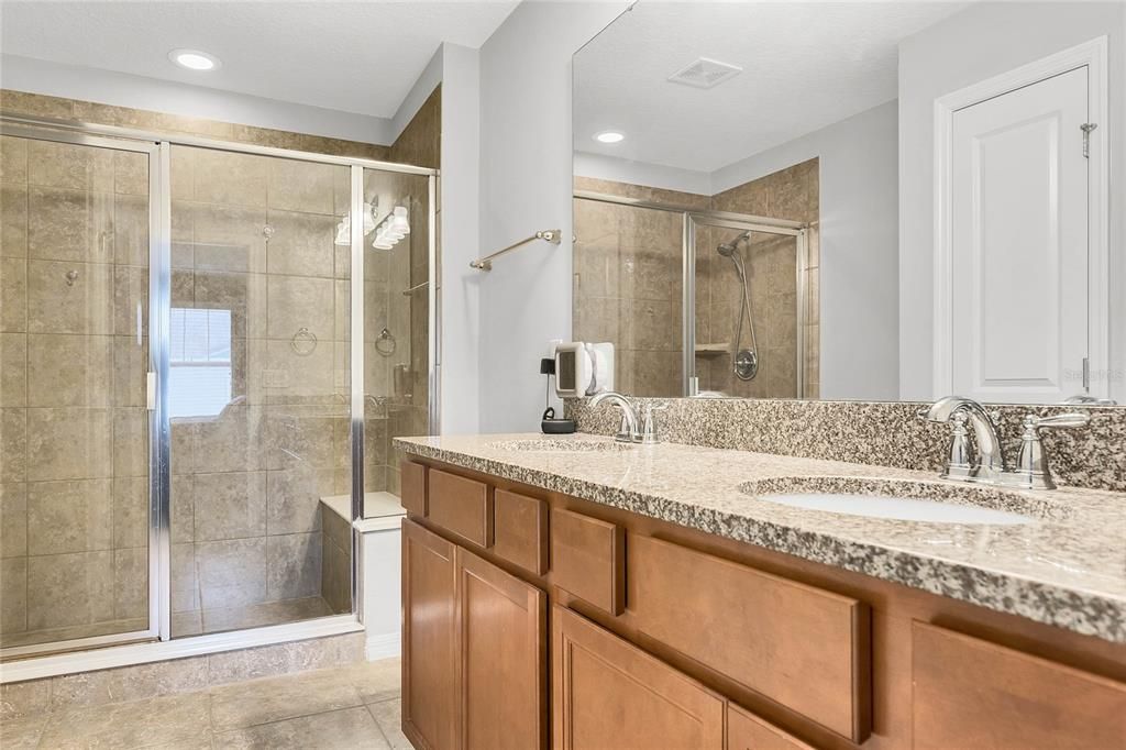 Active With Contract: $2,600 (2 beds, 2 baths, 1752 Square Feet)