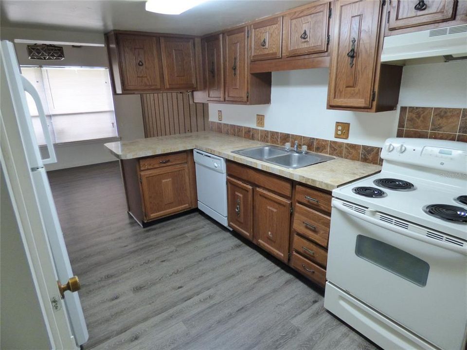 En Renta: $1,795 (3 camas, 2 baños, 1617 Pies cuadrados)