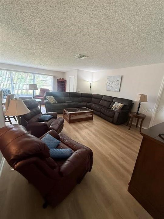 En Venta: $149,000 (2 camas, 2 baños, 1085 Pies cuadrados)