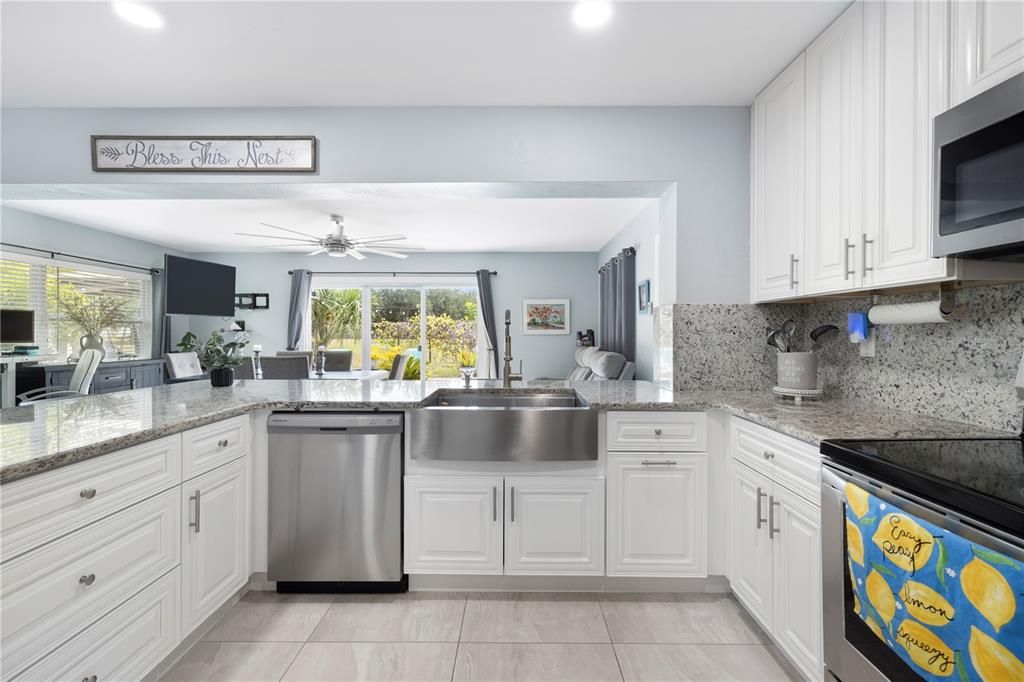 Activo con contrato: $455,000 (3 camas, 2 baños, 1836 Pies cuadrados)