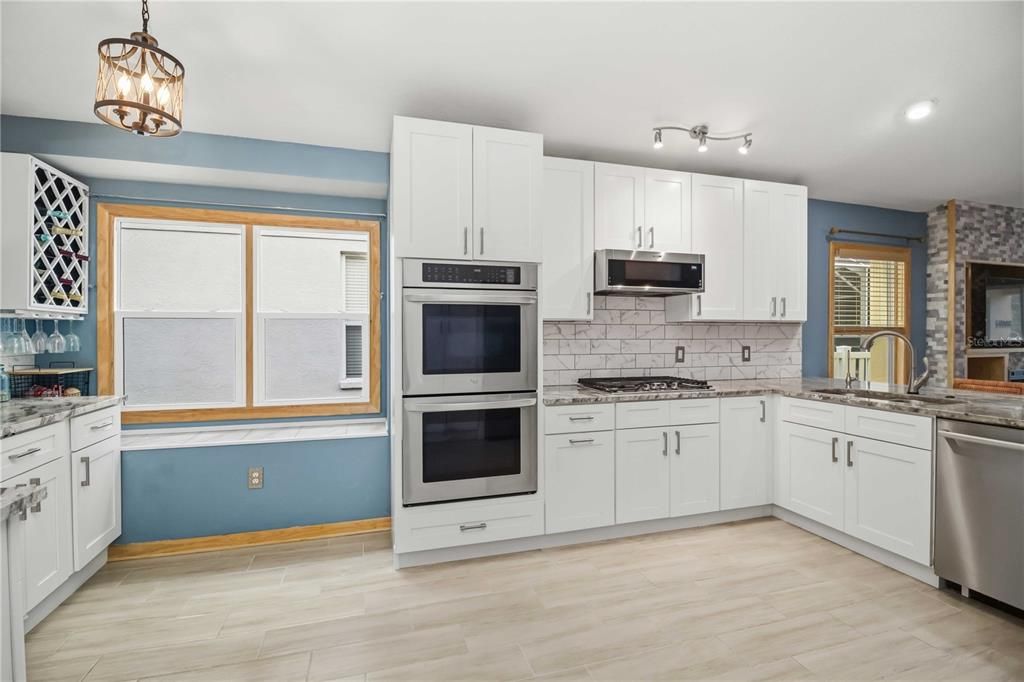 На продажу: $535,000 (3 спален, 2 ванн, 1734 Квадратных фут)
