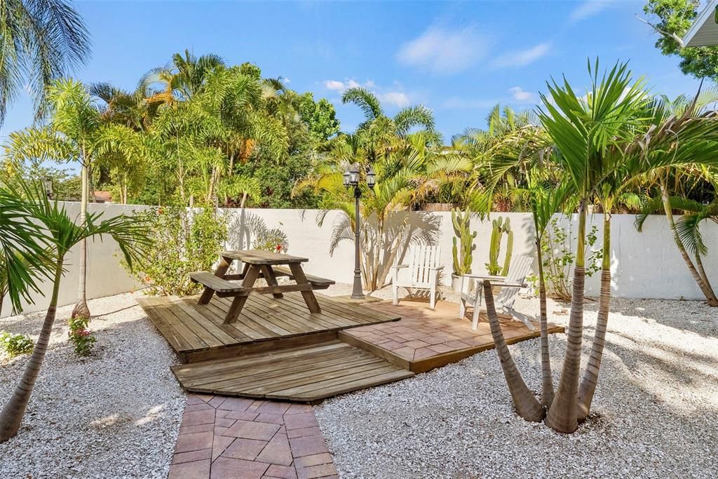 For Sale: $2,650,000 (0 beds, 0 baths, 7976 Square Feet)