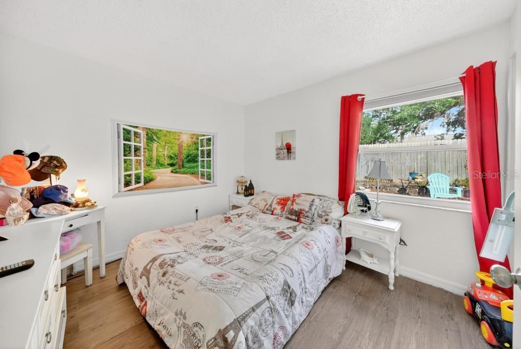For Sale: $589,900 (6 beds, 4 baths, 2247 Square Feet)