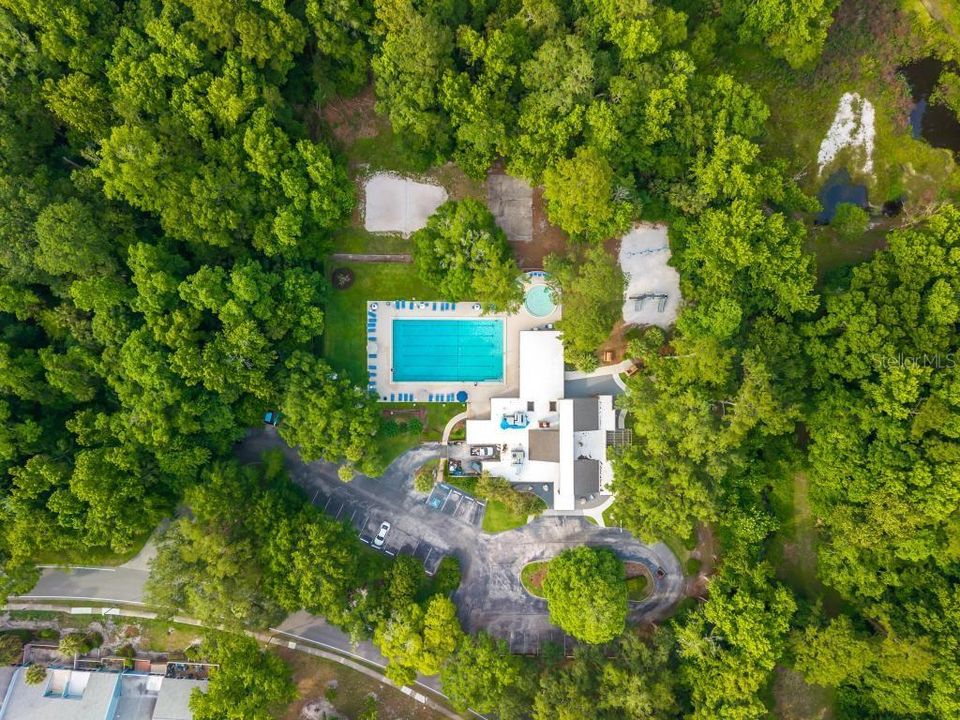 For Sale: $589,900 (6 beds, 4 baths, 2247 Square Feet)