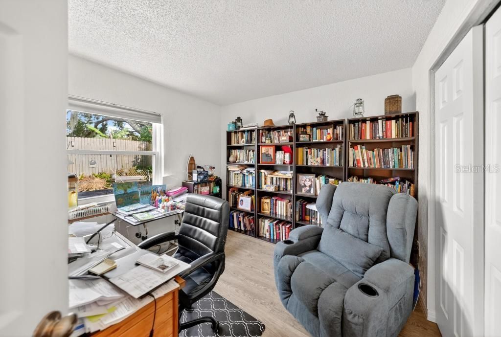 For Sale: $589,900 (6 beds, 4 baths, 2247 Square Feet)