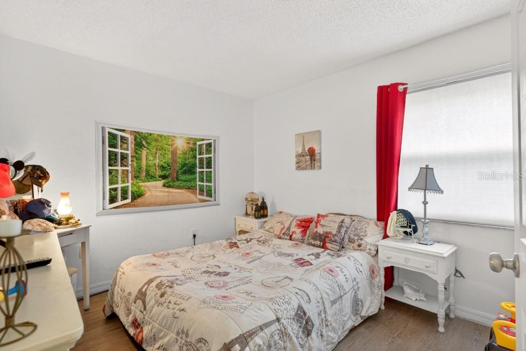 For Sale: $589,900 (6 beds, 4 baths, 2247 Square Feet)