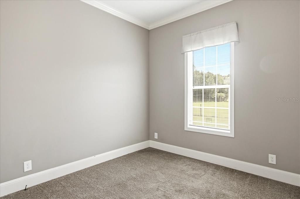 For Sale: $275,000 (3 beds, 2 baths, 1144 Square Feet)