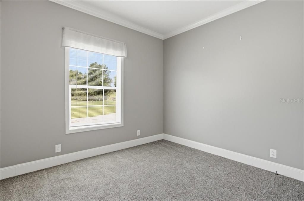 For Sale: $275,000 (3 beds, 2 baths, 1144 Square Feet)