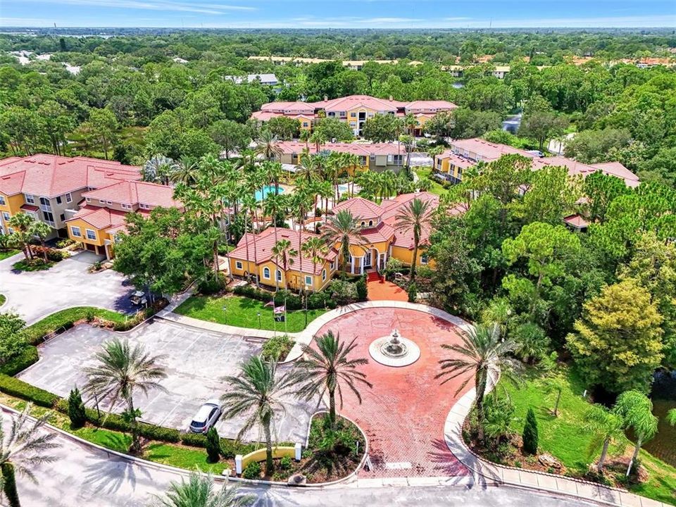 Active With Contract: $220,000 (2 beds, 2 baths, 1192 Square Feet)