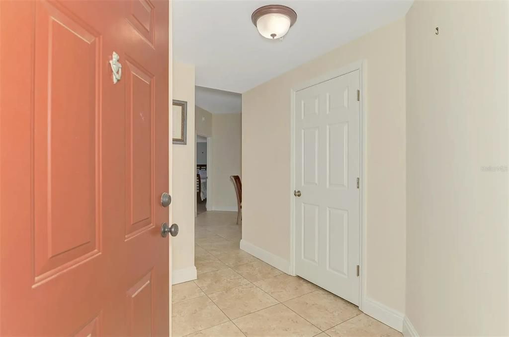 Active With Contract: $220,000 (2 beds, 2 baths, 1192 Square Feet)