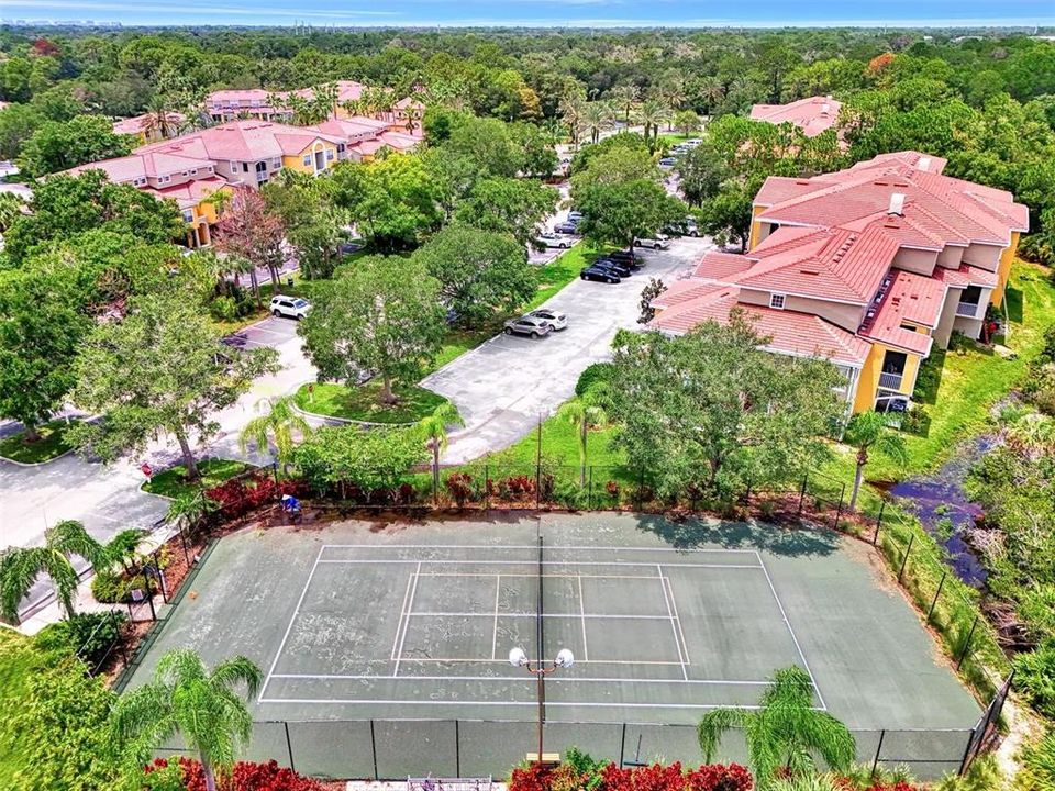 Active With Contract: $220,000 (2 beds, 2 baths, 1192 Square Feet)