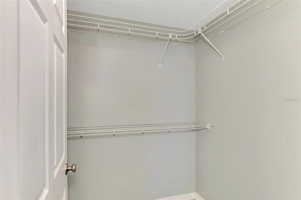 Active With Contract: $220,000 (2 beds, 2 baths, 1192 Square Feet)
