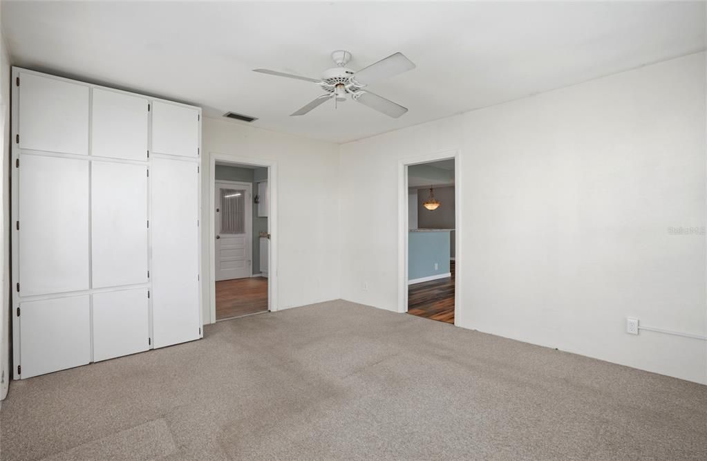 En Venta: $383,000 (2 camas, 2 baños, 1776 Pies cuadrados)