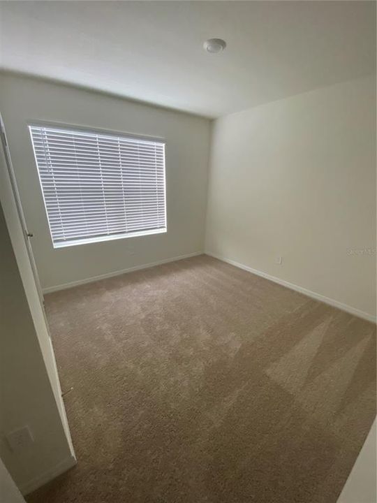For Rent: $2,800 (4 beds, 2 baths, 1828 Square Feet)
