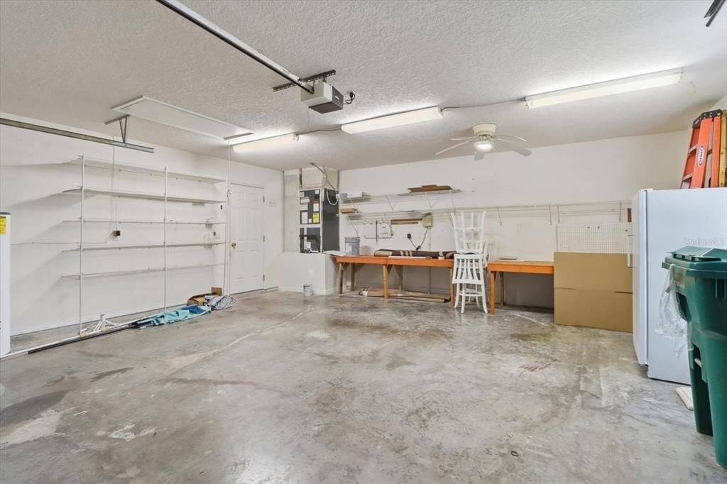 For Sale: $419,900 (3 beds, 2 baths, 2064 Square Feet)